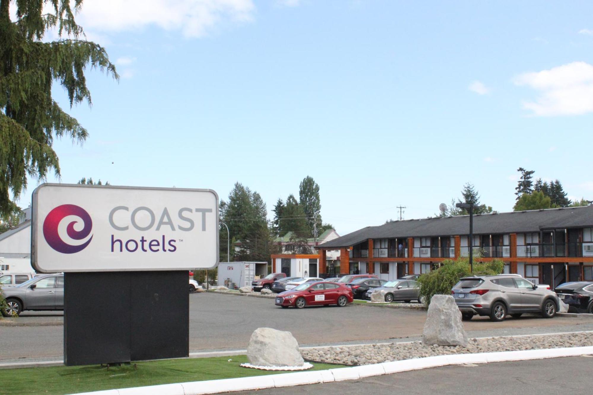 Coast Courtenay Hotel Exterior photo