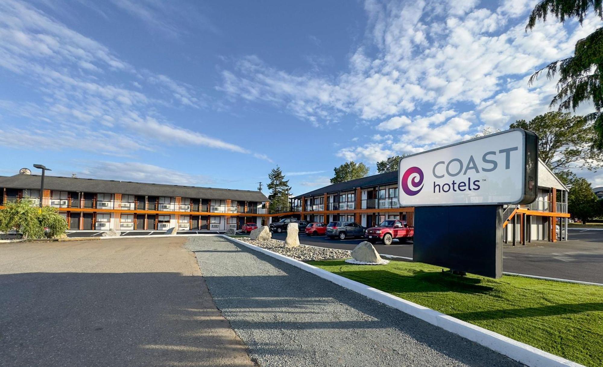 Coast Courtenay Hotel Exterior photo